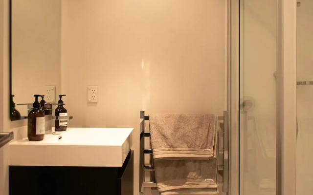 Leafy Beach Haven Retreat 1 Bedroom Close To CBD