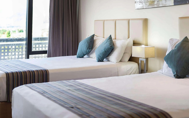 Rydges Esplanade Resort Cairns