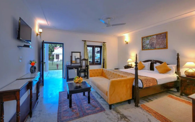 Tiger Den Resort
