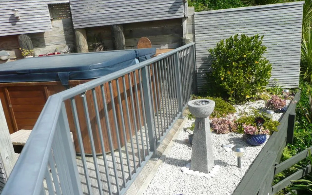 Waimanu Lodge Whangaroa Harbour