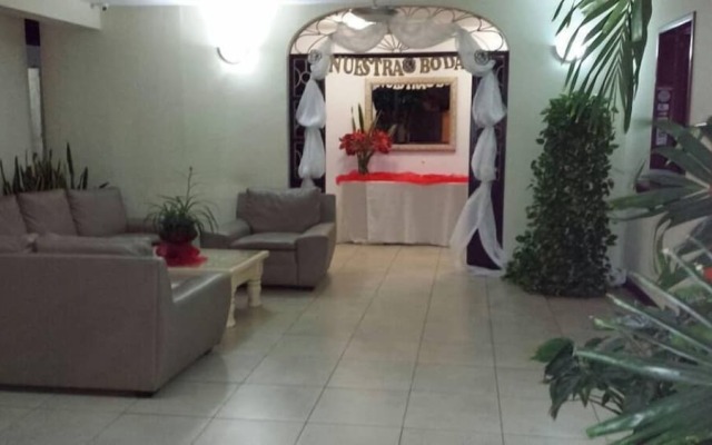 Maracas Inn