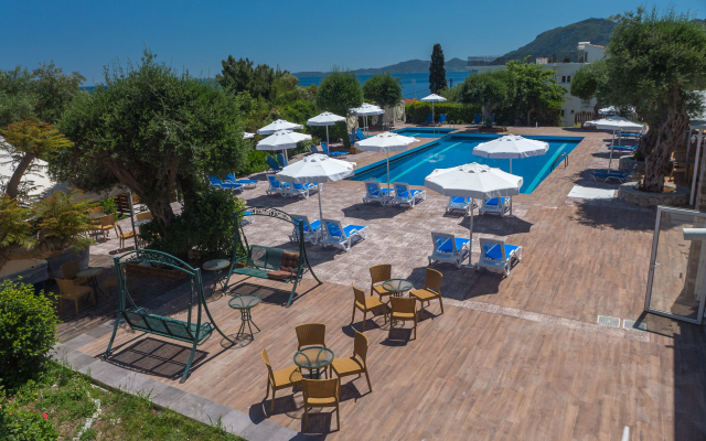 Golden Alexandros Hotel