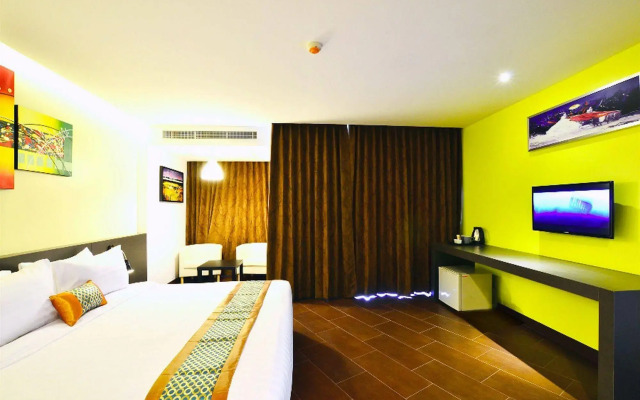 Lakkhana Poolside Resort
