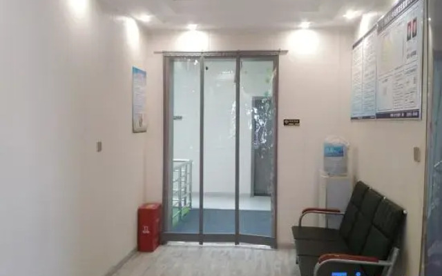Yijia Hotel
