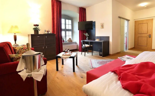 Hotel Garni Schloss Schonberg
