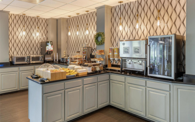 Best Western Hickory