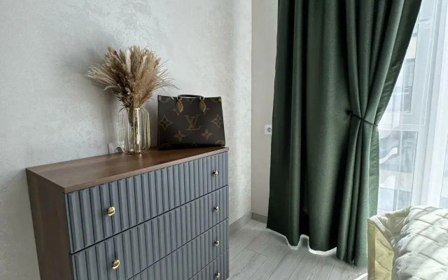 Apartments on Molodogvardeyskaya street 2/91