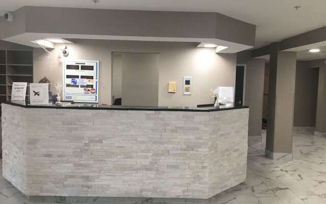 Microtel Inn by Wyndham Charlotte Airport
