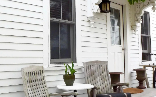 White Porch Inn