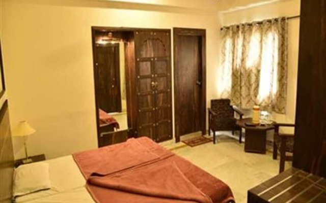 Hotel Saheli Palace