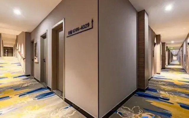 Kunming Taste Space Hotel