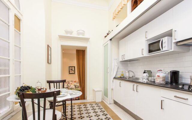 Rental In Rome Portico Ottavia Garden