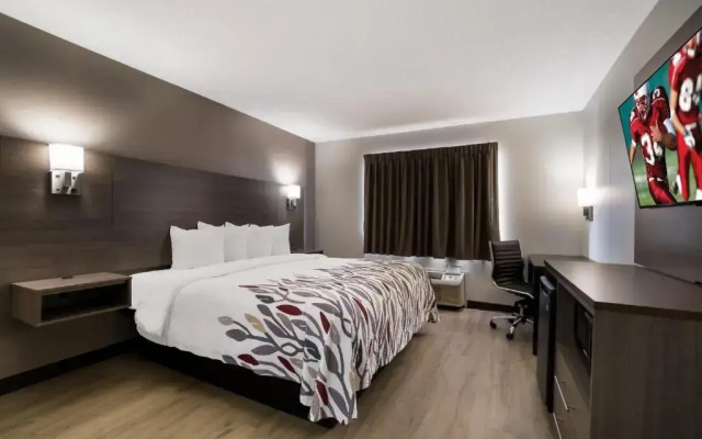 Super 8 by Wyndham Marston