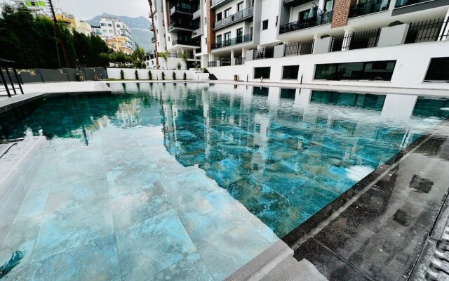 Beautiful 1 Bed Apartment in Kyrenia, Cyprus