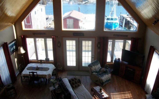 Sals Bed and Breakfast by the Sea