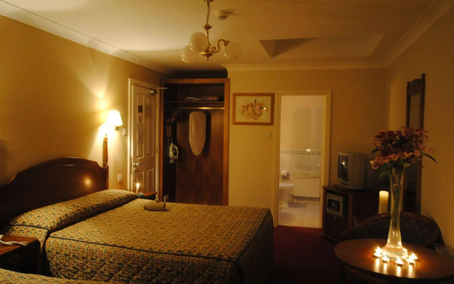 Abbey Lodge