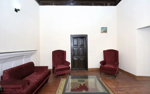 OYO 12243 Home Luxurious 3BHK Villa Longwood