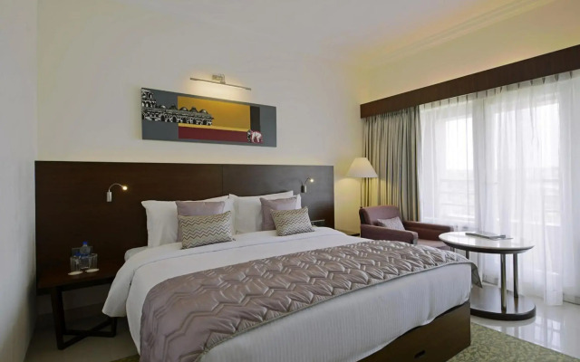 Hotel Naveen Lakeside