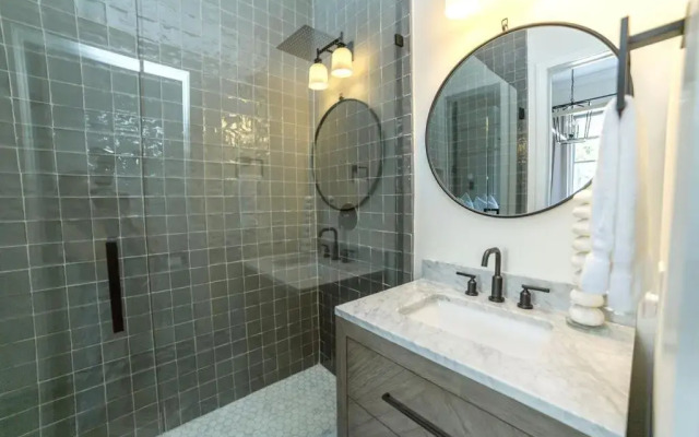 Guesthouse Charleston EAST 46 E