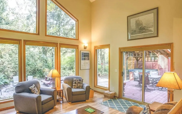 Salmonberry Retreat