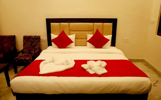 Petals Krish Grand Hotel