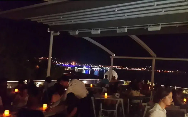 Karakas Hotel