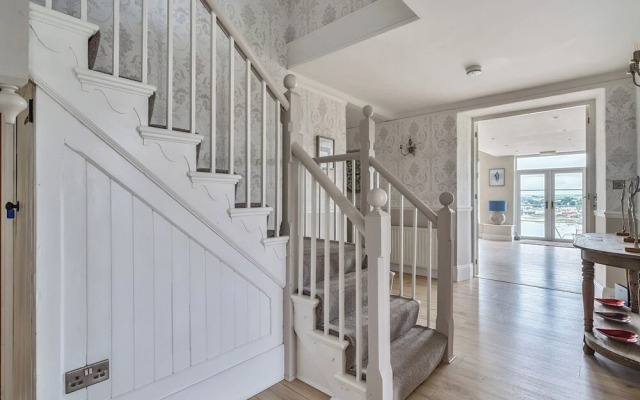 Mallacleave House