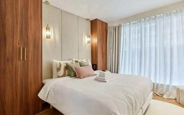 Magnificent 2 Bedrooms Apartment Center of Paris