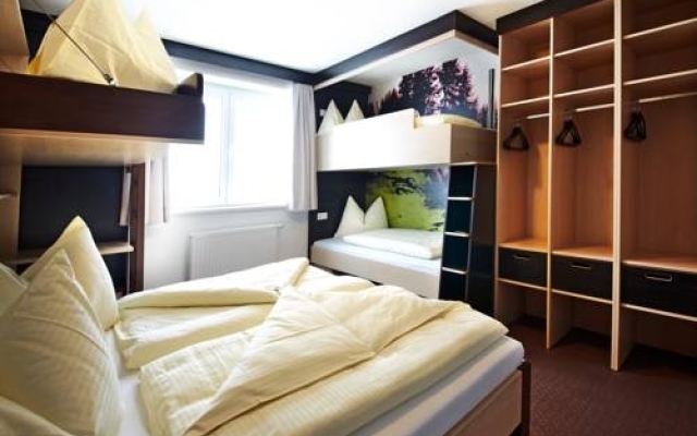 Young Generation Resort Buchegg