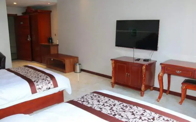 Super 8 Hotel (Tongliao Affiliated Hospital)