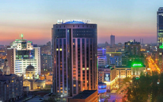 Panorama Apart And Business