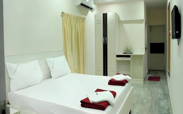 Rayas Executive Homes