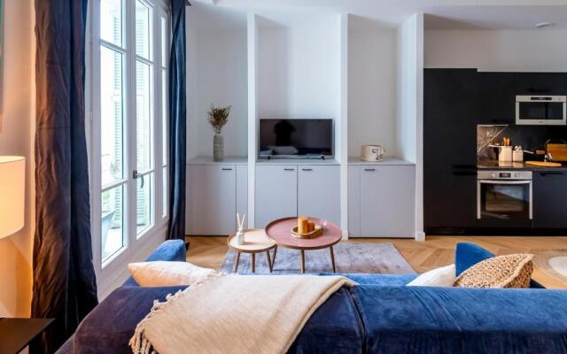 Superbe 2P Plage/ Promenade des Anglais 203