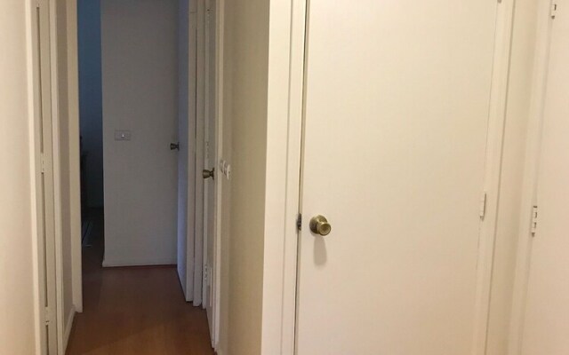 Las Camelias cerca de Costanera Center