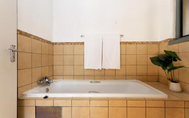 82 NOLE 2bed 2 bath apartment