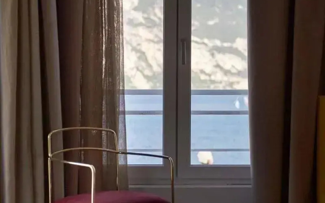 Hotel Paradiso