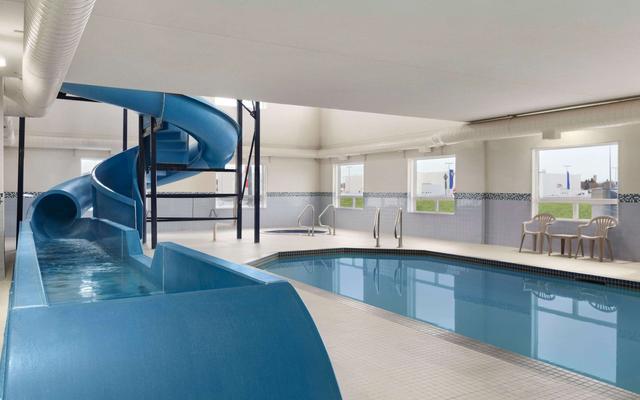 Days Inn & Suites by Wyndham Yorkton