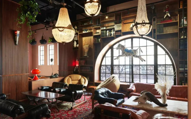 Gorgeous George by Design Hotels