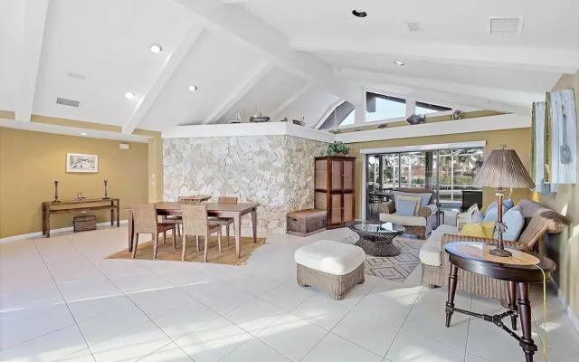 Boaters Paradise With Unmatched Water Views