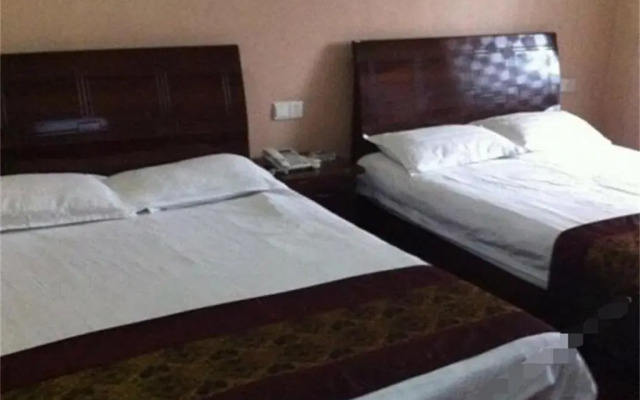 Taixing Jinding Business Hotel
