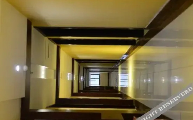 Yijing Shishang Hotel