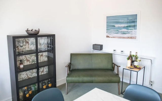 Newquay Tamarisk Lodge on the Gannel
