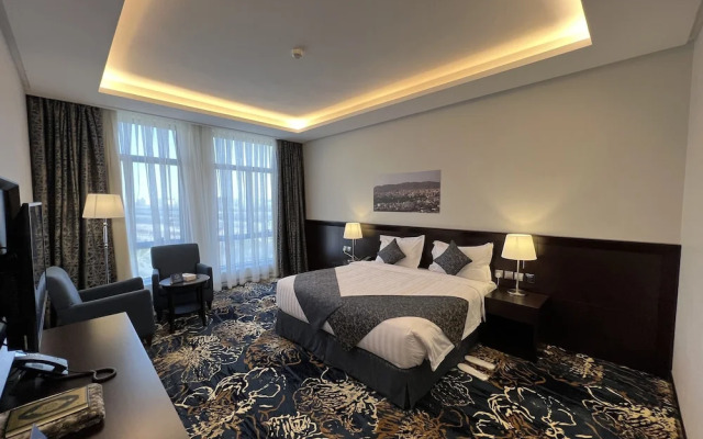 Zaha Taiba Hotel