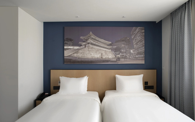 Travelodge Myeongdong City Hall
