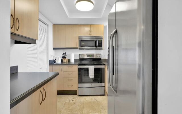 Ocean View 2 Bedroom in Coconut Grove