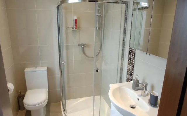 OYO The Kilburn Arms