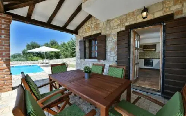 Villa Vranje Selo by Istarski Dvori