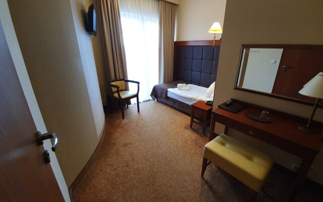 Hotel Gniecki