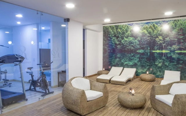 Apartamentos Regency La Feria