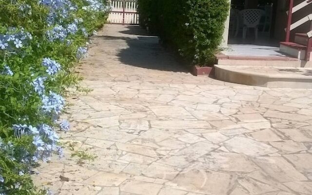 Verdemare Apartment In Villa Near The Sea
